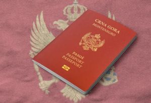 Паспорт Черногории