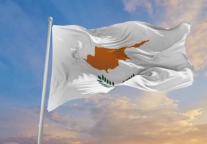 Правительство Кипра отправило в парламент законопроекты об упрощении выдачи рабочих виз